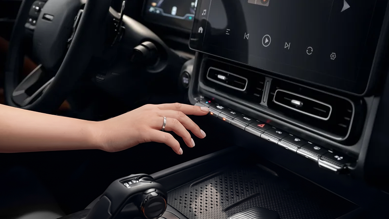 HAVAL H9, 50 Вт-тық жылдам сымсыз зарядтау құрылғысы